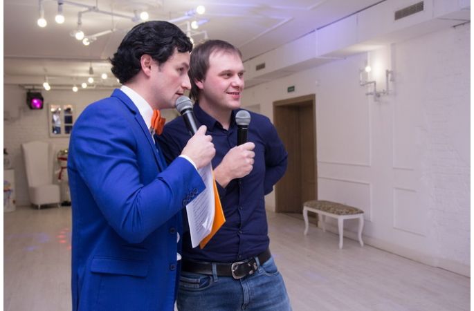 Ведущий Макс Маленко